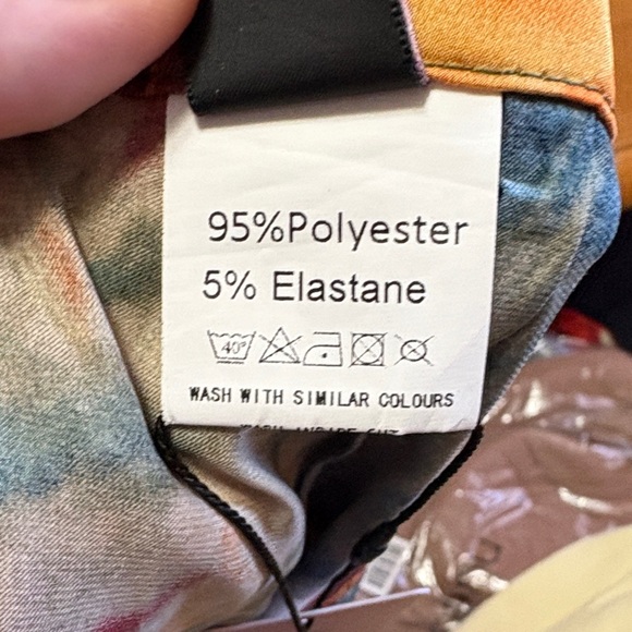 New! MICAS Satin Floral Print Tie Front Skirt - Size Medium - Picture 6 of 8